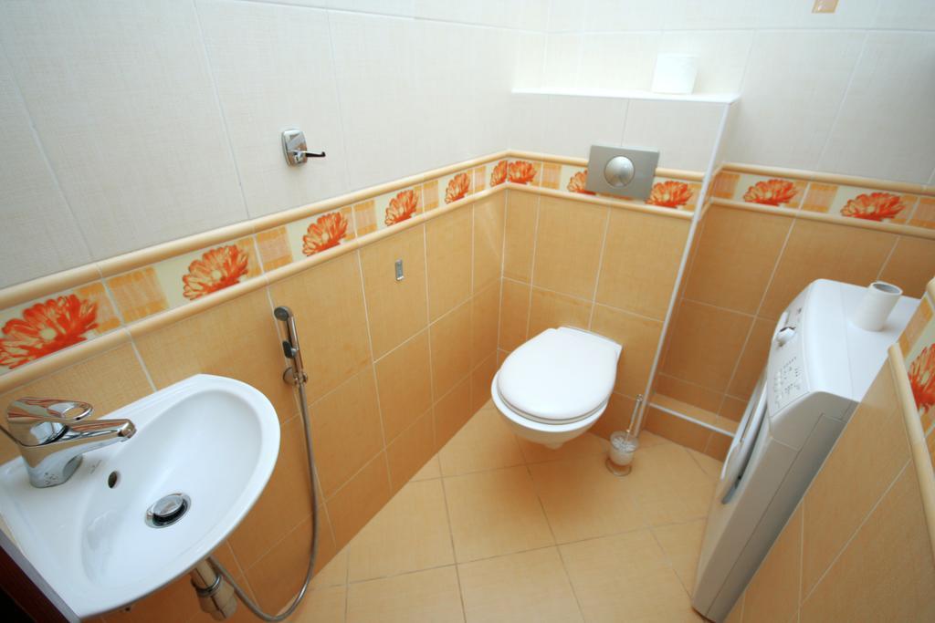 Inn Home Apartments - Livoberezhna Kiev Eksteriør bilde