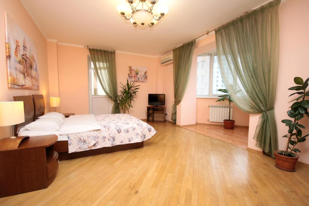 Inn Home Apartments - Livoberezhna Kiev Eksteriør bilde